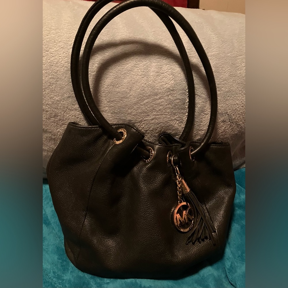 Michael kors hand bag